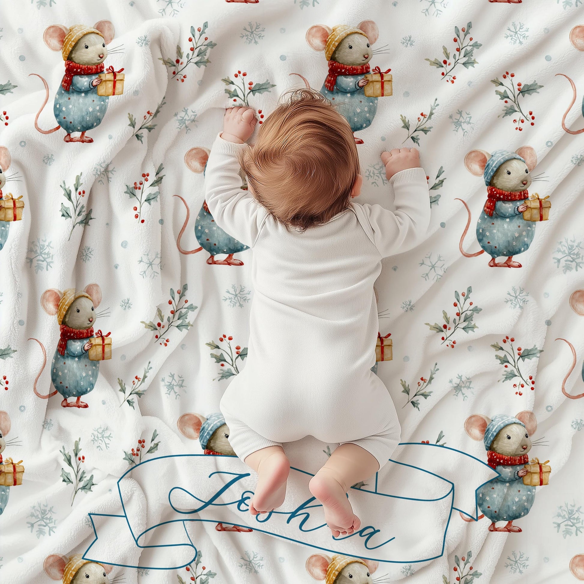 Personalized Christmas Mouse Baby Blanket: Custom Name, Boy or Girl Christmas Gift, Velveteen Plush Blanket, Sherpa Blanket - LAUMIANstudio