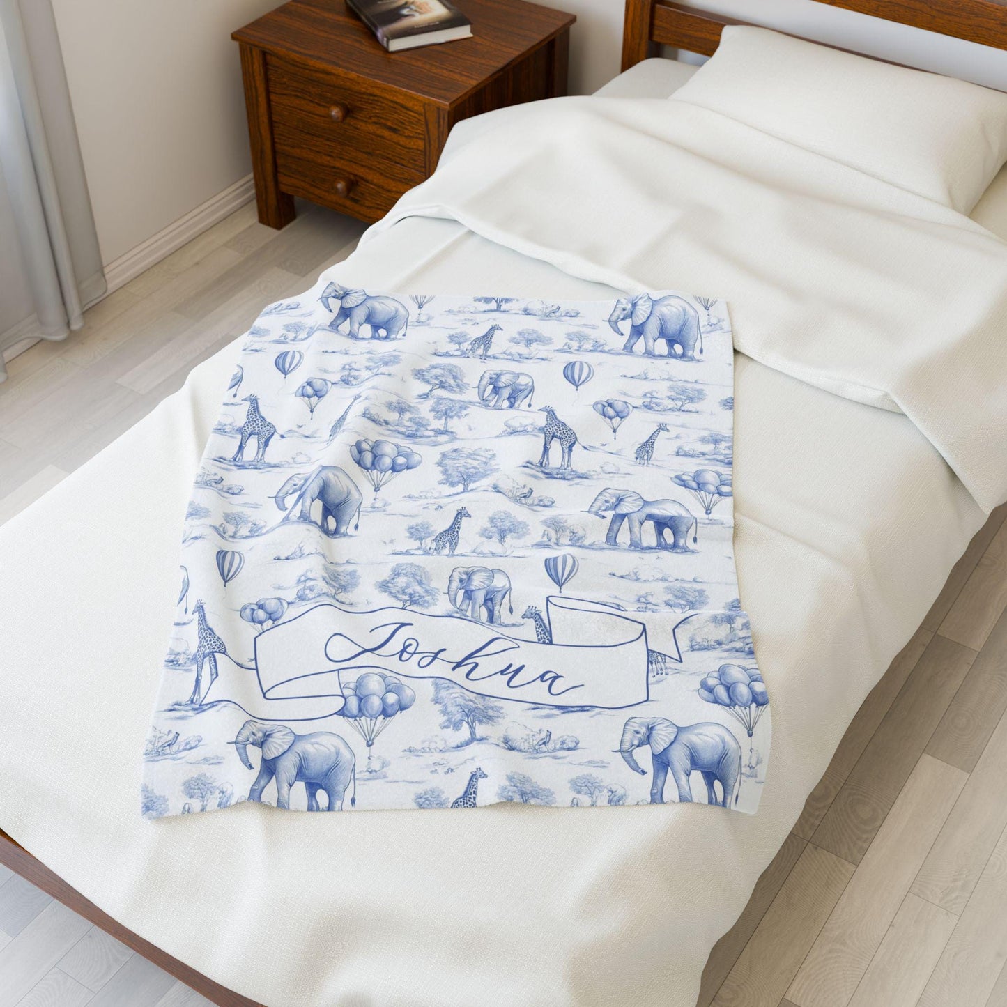 Personalized Blue Toile Safari Blanket: Chinoiserie Blue Nursery Decor, Boy Baby Shower Gift, 1st Birthday Gift Idea with Name - LAUMIANstudio