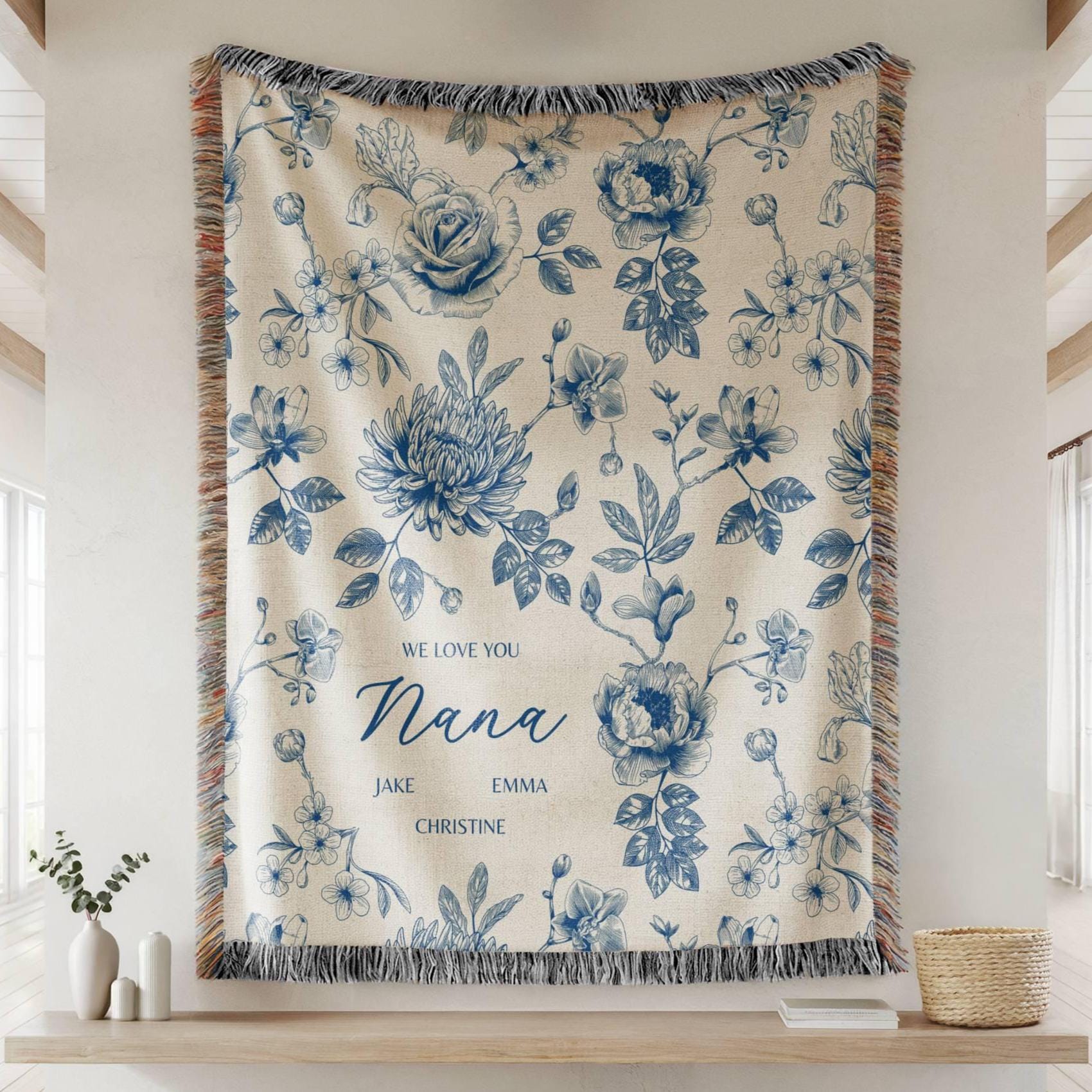 Personalized Mom Woven Blanket Beige Floral Throw Blanket for Mommy with Kid Names Custom Christmas Gift for Mom Birthday Blanket - LAUMIANstudio